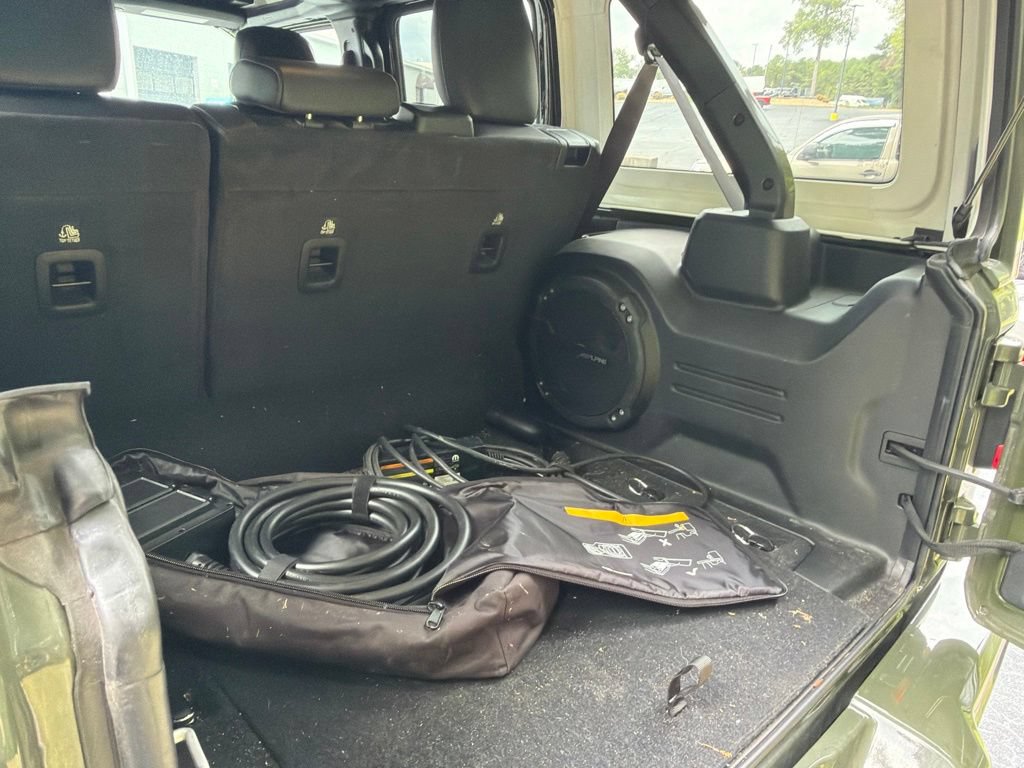 Used 2024 Jeep Wrangler High Altitude AWD/4WD image 8
