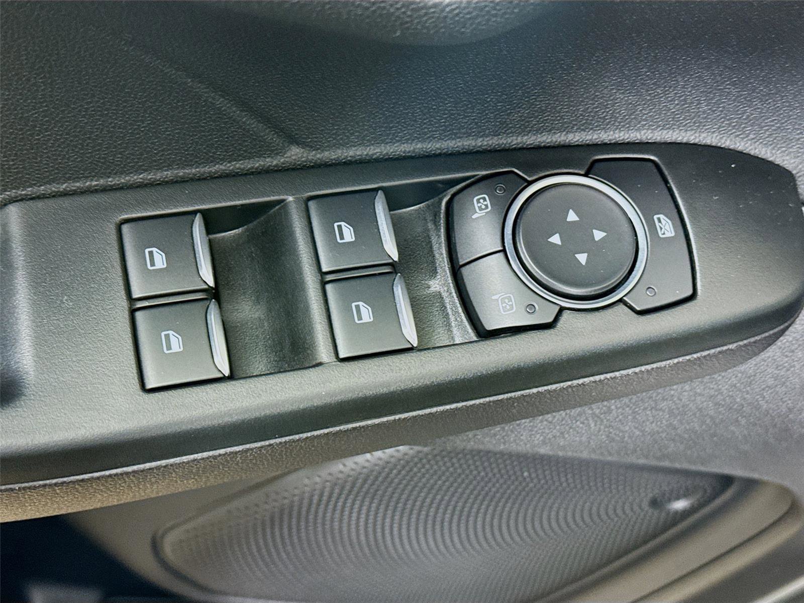 Used 2022 Ford Escape SE w/ Convenience Package image 18