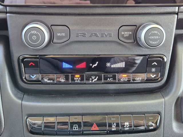 Used 2025 RAM ProMaster 2500 w/ Crew Van Package image 19