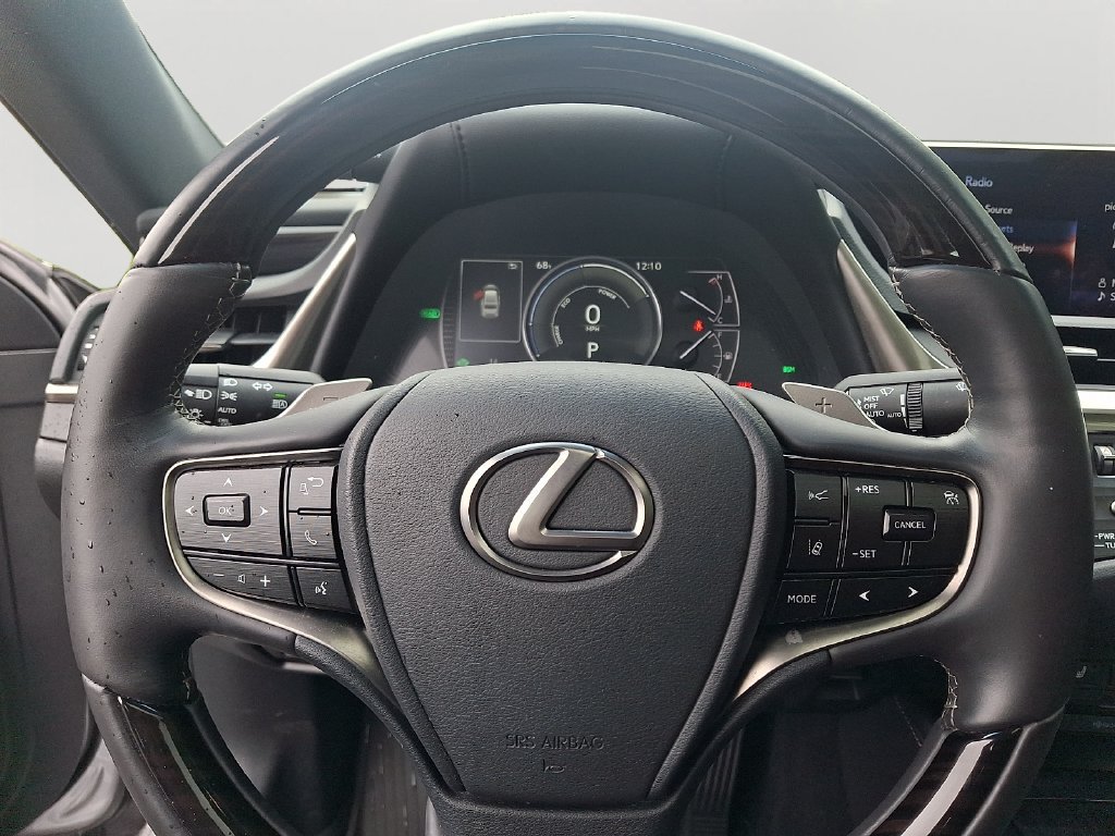 Used 2021 Lexus ES 300h w/ Accessory Package FWD image 21