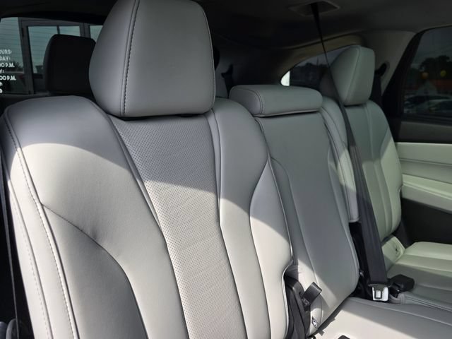 Used 2024 Acura MDX w/ Technology Package FWD image 47