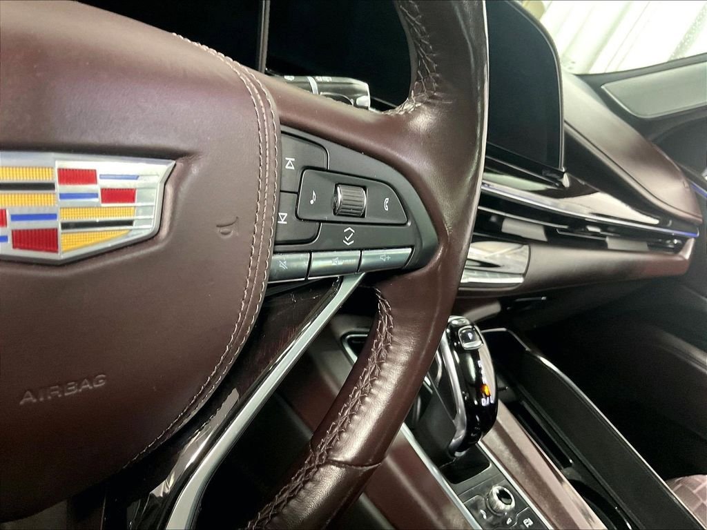 Used 2023 Cadillac Escalade Sport Platinum w/ LPO, ONYX Package AWD/4WD image 25