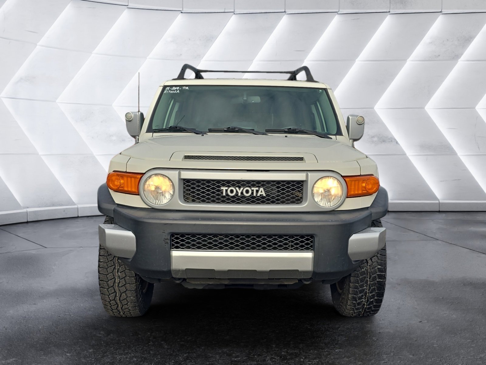 Used 2011 Toyota FJ Cruiser Base image 8