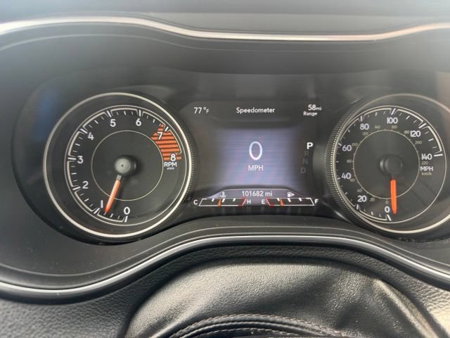 Used 2019 Jeep Cherokee Limited AWD/4WD image 18