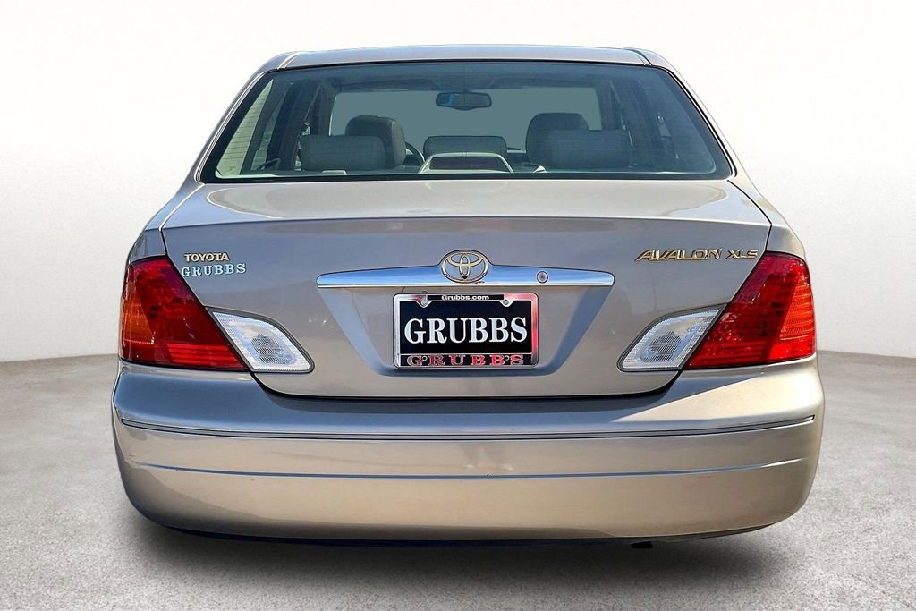 Used 2000 Toyota Avalon XL image 6