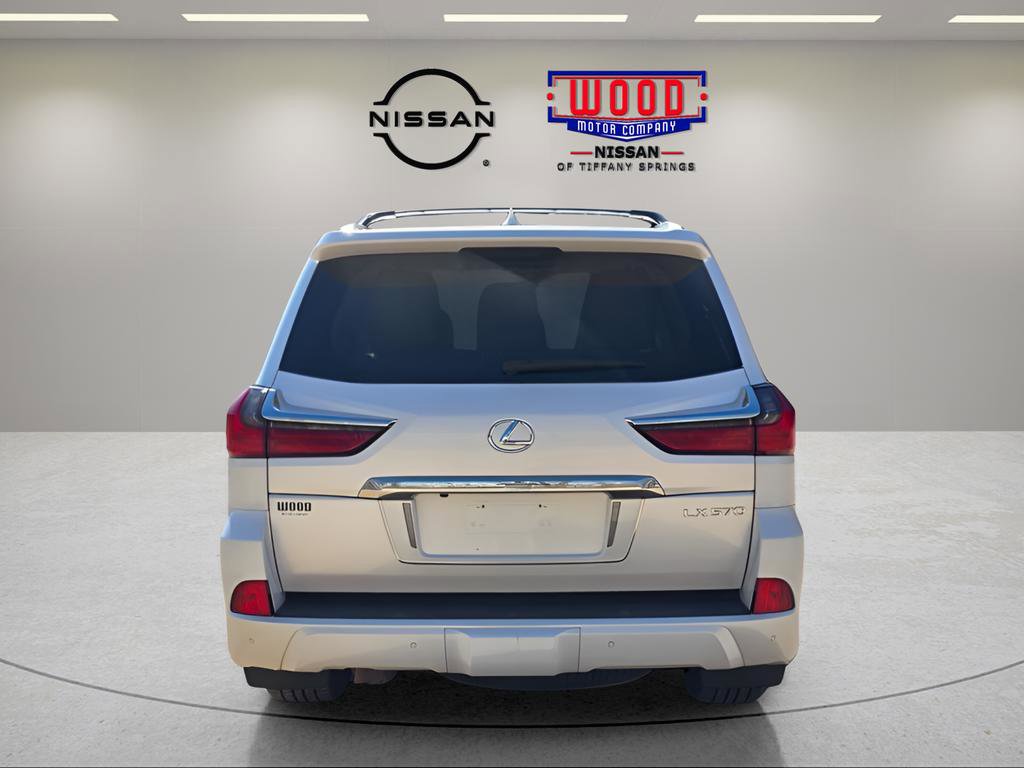 Used 2019 Lexus LX 570 4WD w/ Luxury Package image 4