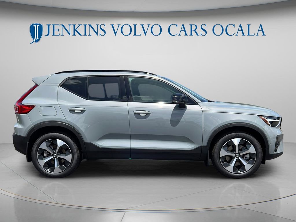 New 2026 Volvo XC40 B5 Plus w/ Protection Package Premier AWD/4WD image 2