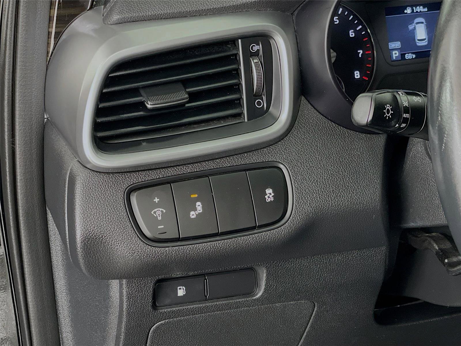 Used 2019 Kia Sorento S image 13