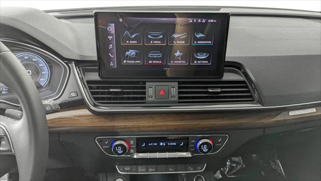 Used 2023 Audi Q5 2.0T Premium Plus w/ Premium Plus Package AWD/4WD image 29