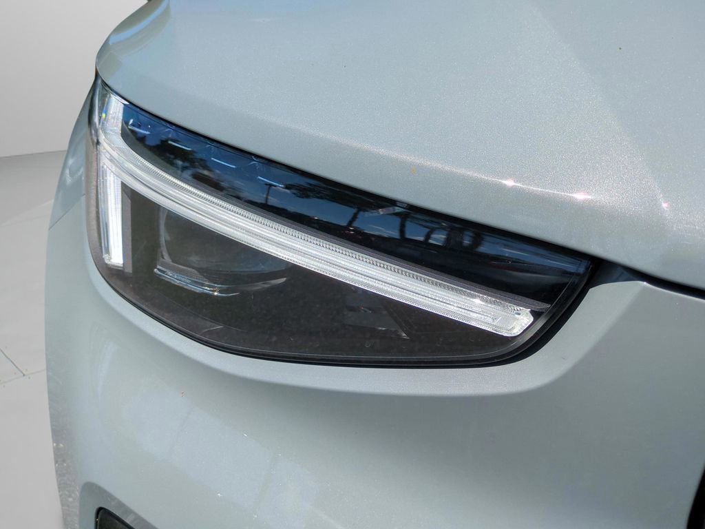 New 2026 Volvo XC40 B5 Ultra w/ Protection Package Premier AWD/4WD image 27