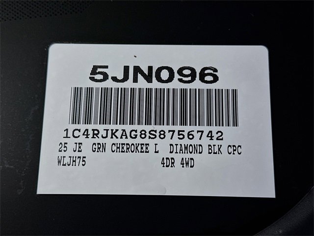 New 2025 Jeep Grand Cherokee L Altitude image 24