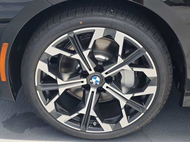New 2026 BMW 330i Sedan w/ Premium Package RWD image 5