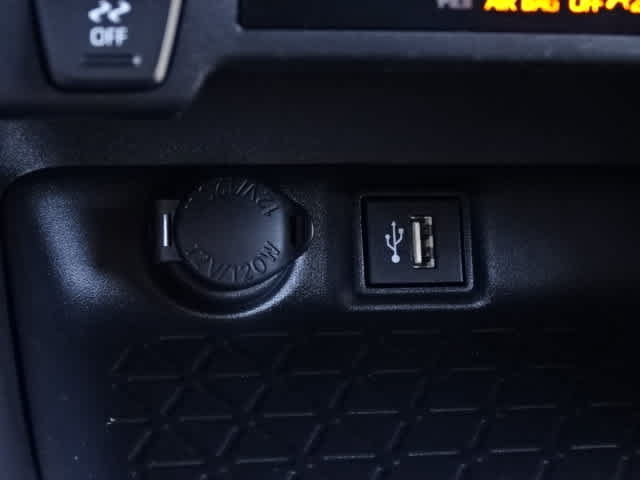 Certified 2025 Toyota RAV4 XLE w/ Convenience Package FWD image 32