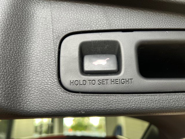 Used 2018 Honda CR-V Touring image 12