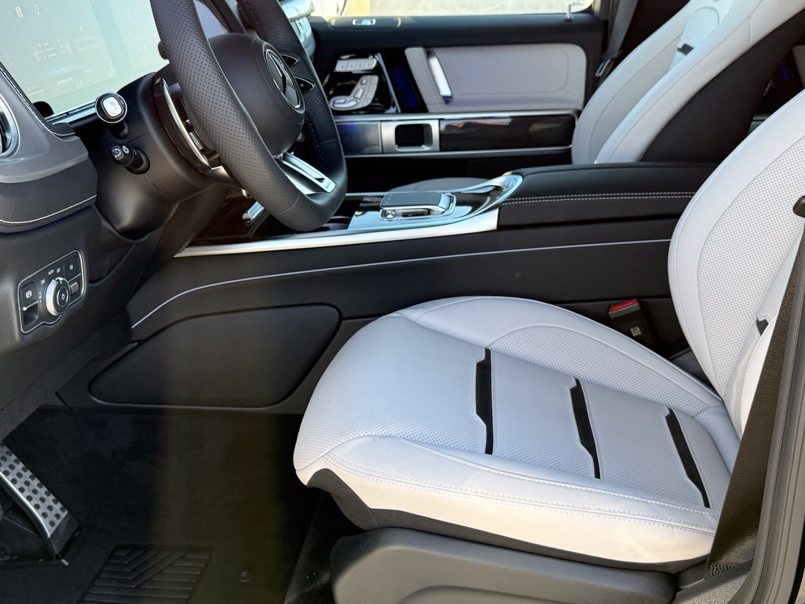 New 2026 Mercedes-Benz G 63 AMG 4MATIC image 19