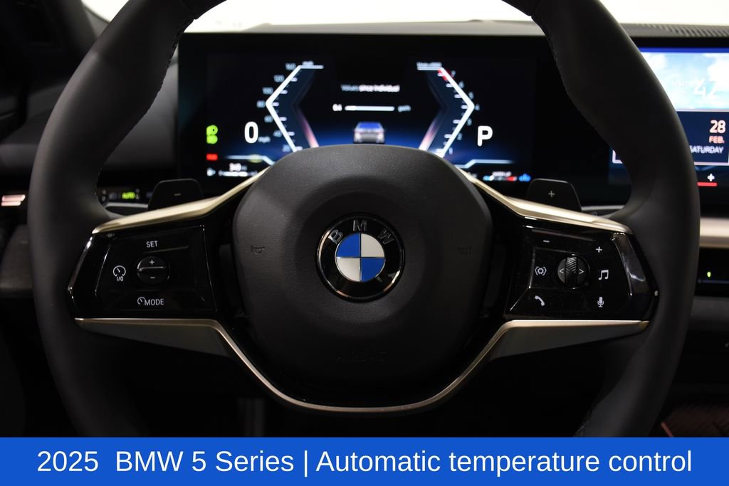 Used 2025 BMW 530i xDrive w/ Premium Package image 11