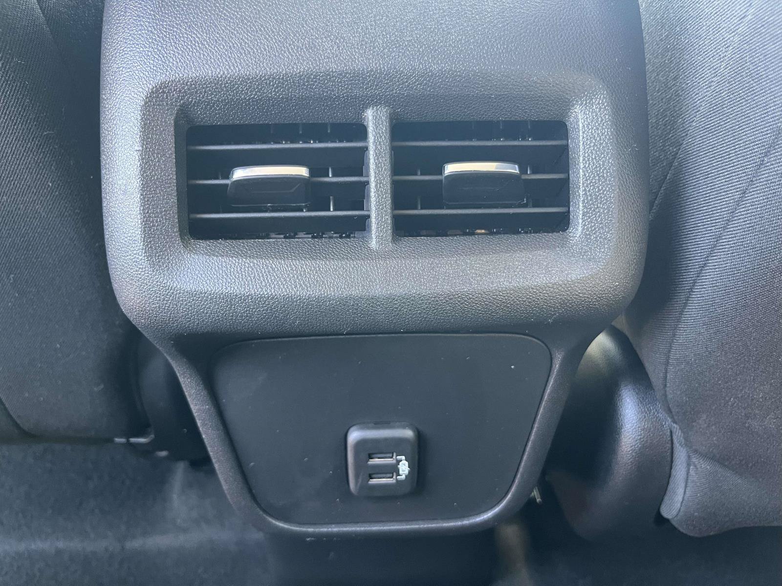 Used 2024 Chevrolet Equinox LT FWD image 10