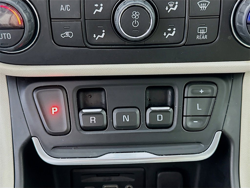 Used 2020 GMC Terrain Denali w/ Denali Premium Package image 17