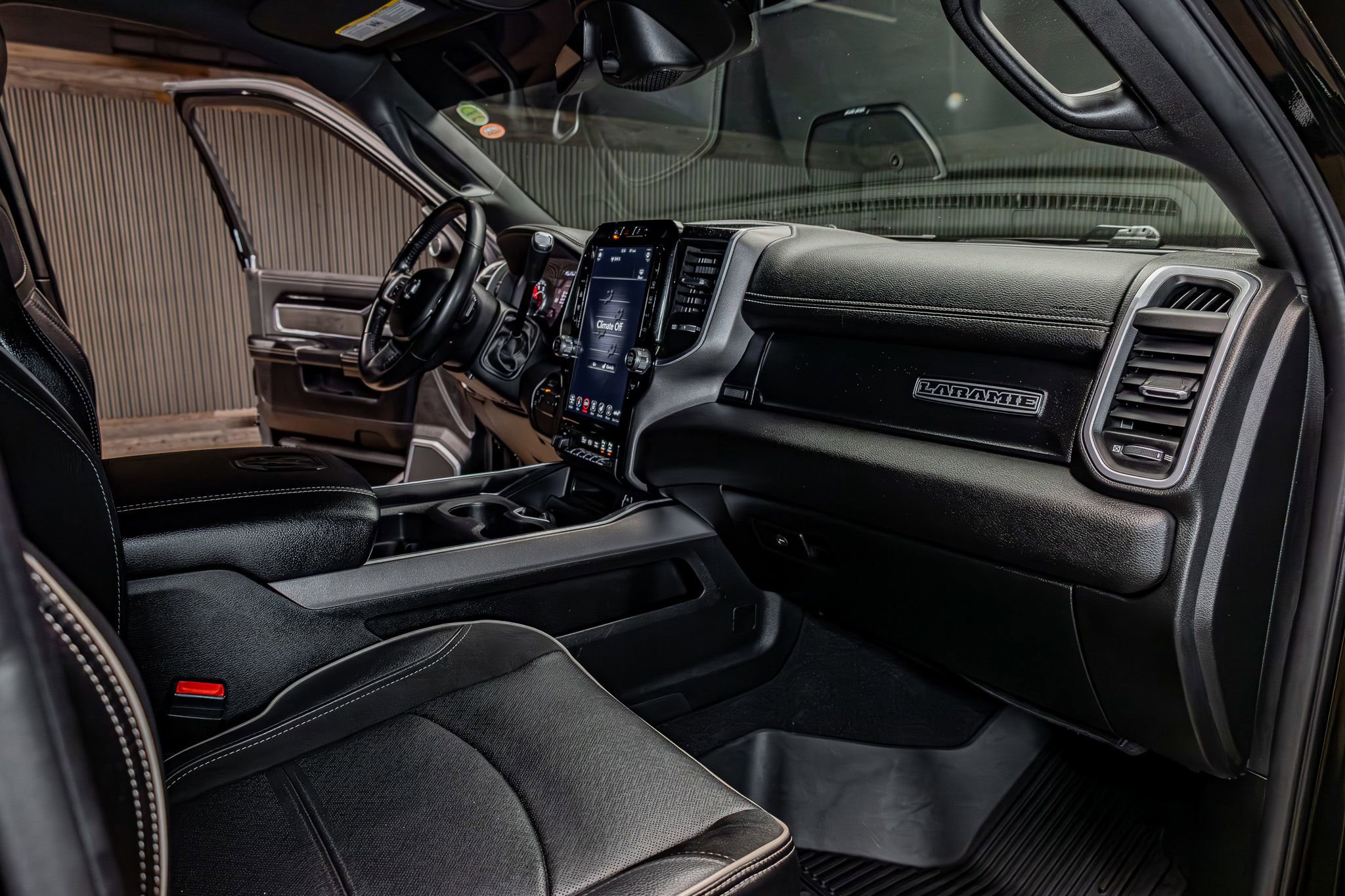 Used 2020 RAM 3500 Laramie image 14