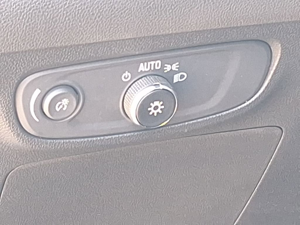 Certified 2024 Buick Encore GX Sport Touring w/ Comfort Package image 29