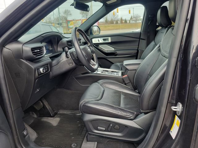 Used 2022 Ford Explorer ST w/ Equipment Group 401A image 9