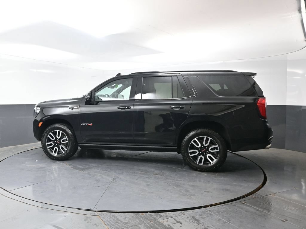 Used 2024 GMC Yukon AT4 w/ AT4 Premium Package AWD/4WD image 11