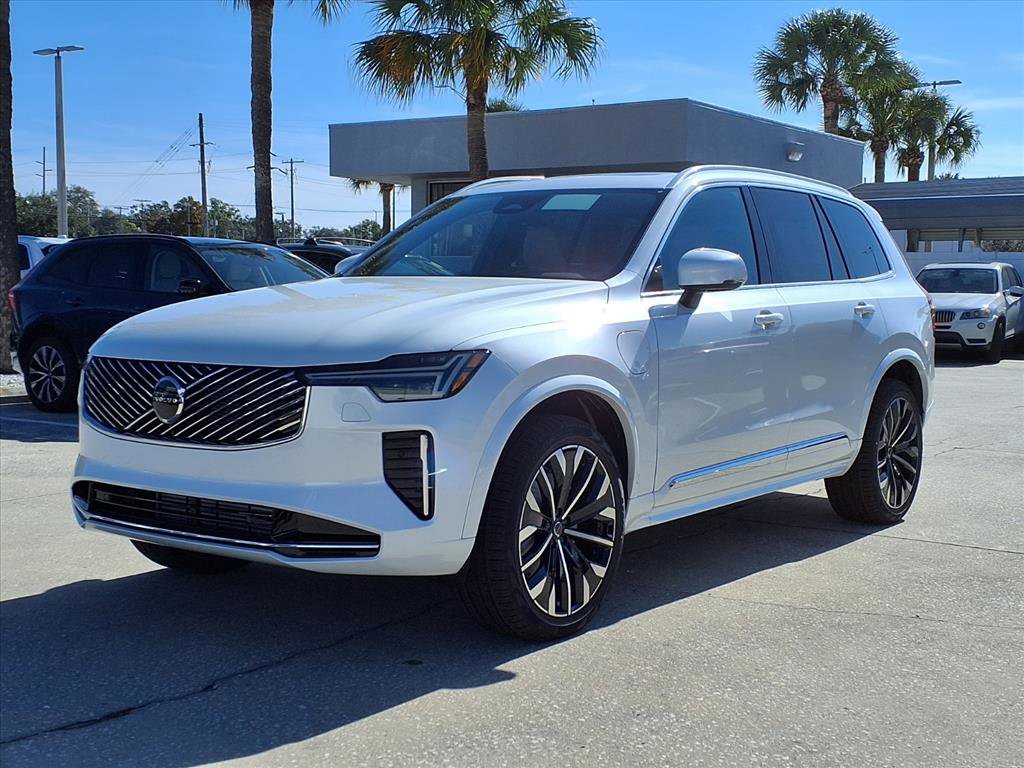 New 2026 Volvo XC90 T8 Core w/ Protection Package Premier image 3
