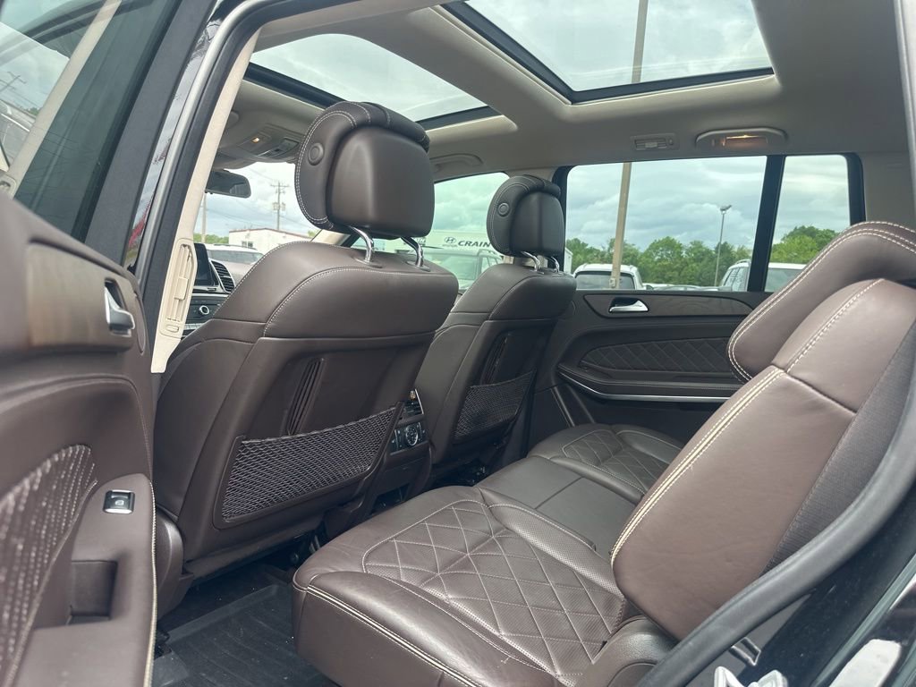 Used 2017 Mercedes-Benz GLS 550 4MATIC image 16
