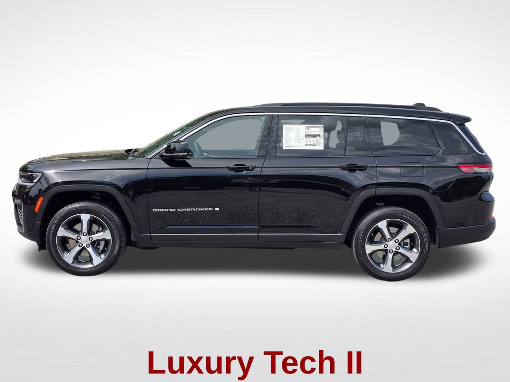 New 2026 Jeep Grand Cherokee L Limited w/ Luxury Tech Group II AWD/4WD image 18