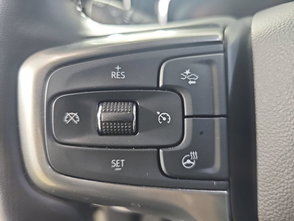 Certified 2025 Chevrolet Silverado 1500 LT AWD/4WD image 21