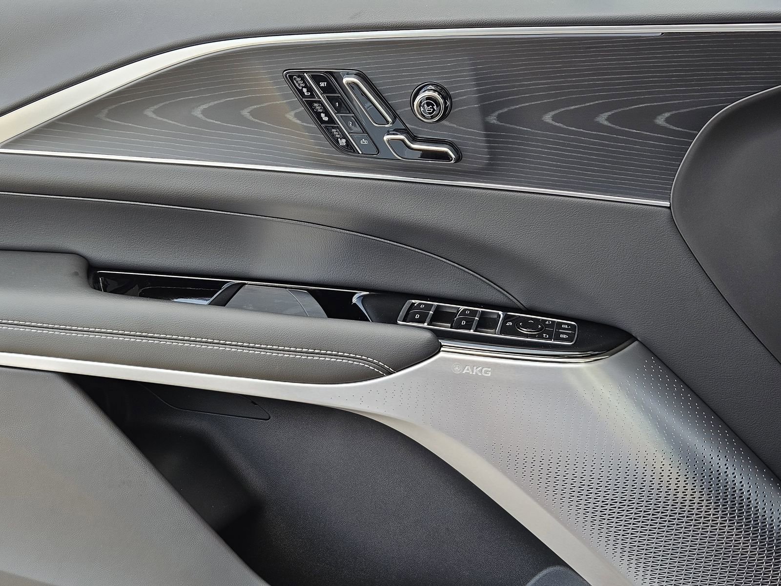 New 2026 Cadillac Lyriq Premium Sport image 23