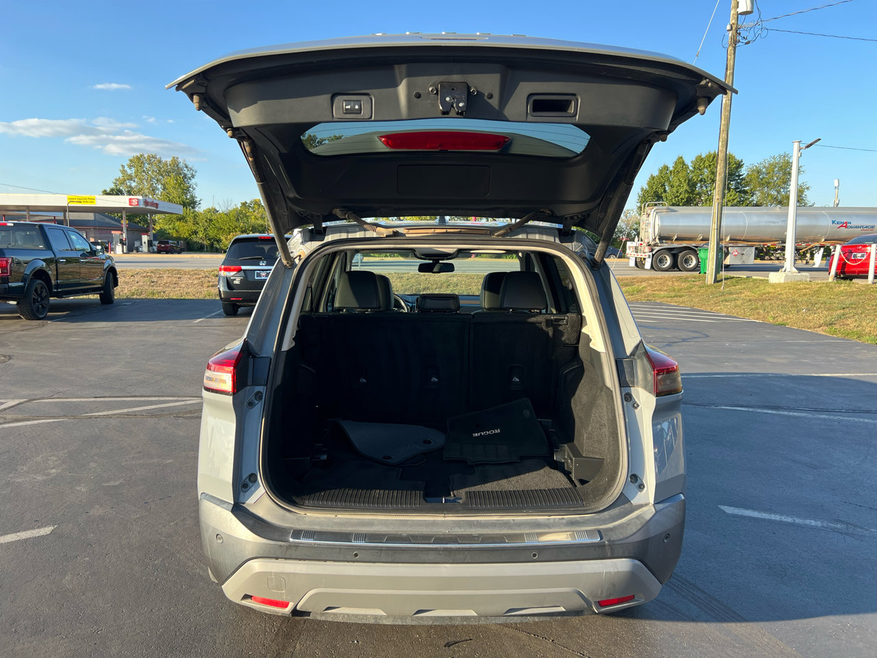 Used 2021 Nissan Rogue SL w/ Premium Package image 73