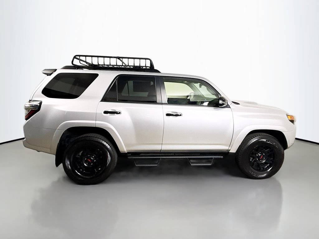 Certified 2021 Toyota 4Runner Venture w/ Moonroof Package AWD/4WD image 8