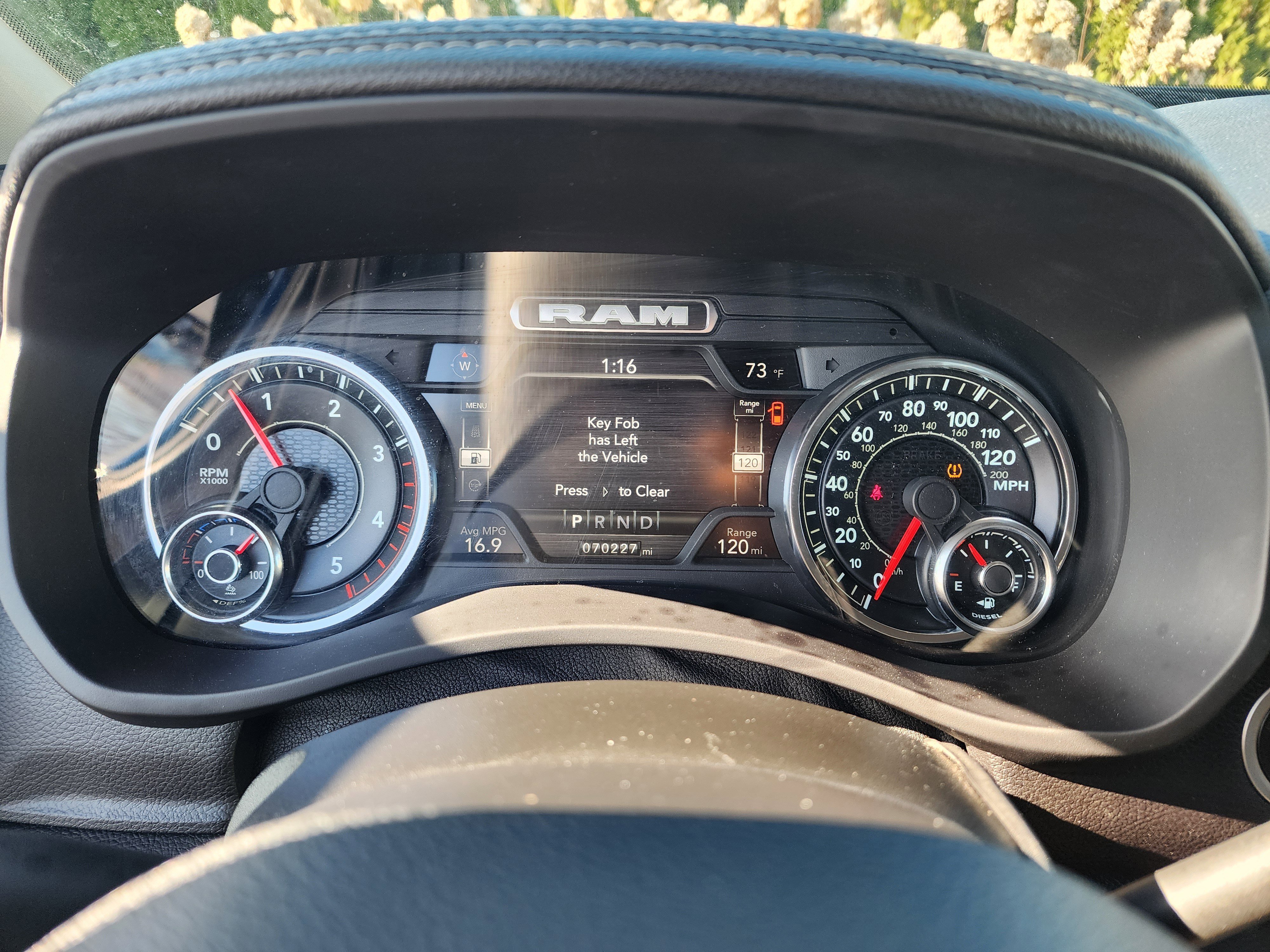 Used 2022 RAM 2500 Laramie w/ Body Color Bumper Group image 33