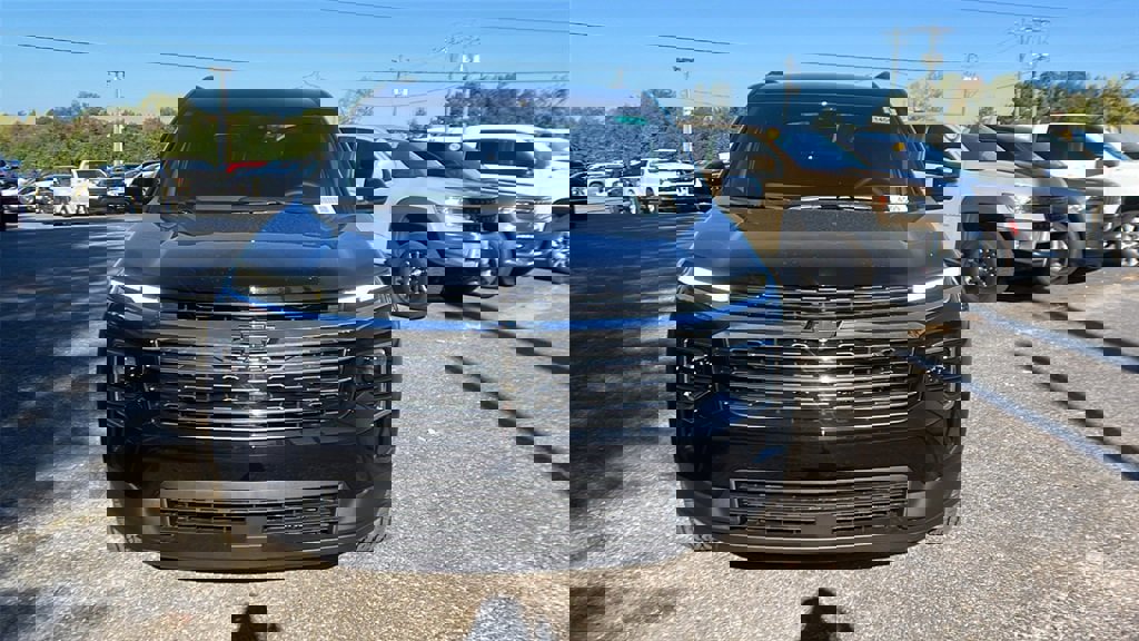 New 2026 Chevrolet Traverse LT image 2