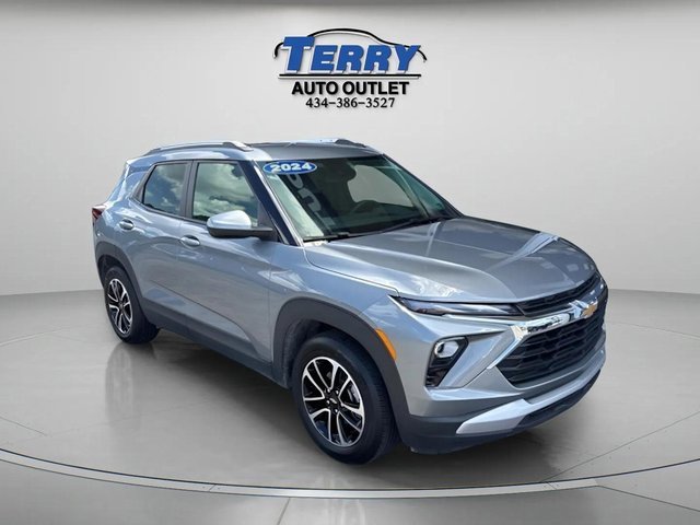 Used 2024 Chevrolet TrailBlazer LT image 2