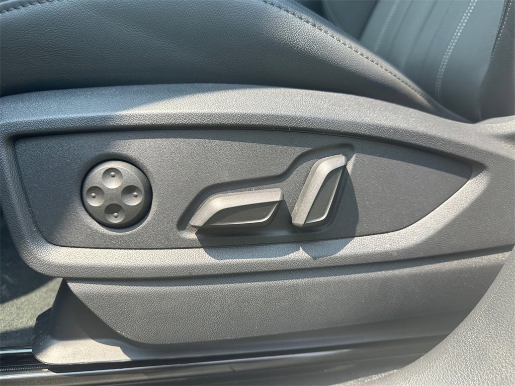 Certified 2025 Audi Q5 2.0T Premium Plus w/ Premium Plus Package image 26