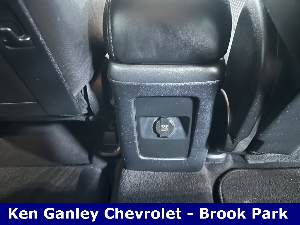 Used 2014 Dodge Journey SXT w/ Flexible Seating Group image 22