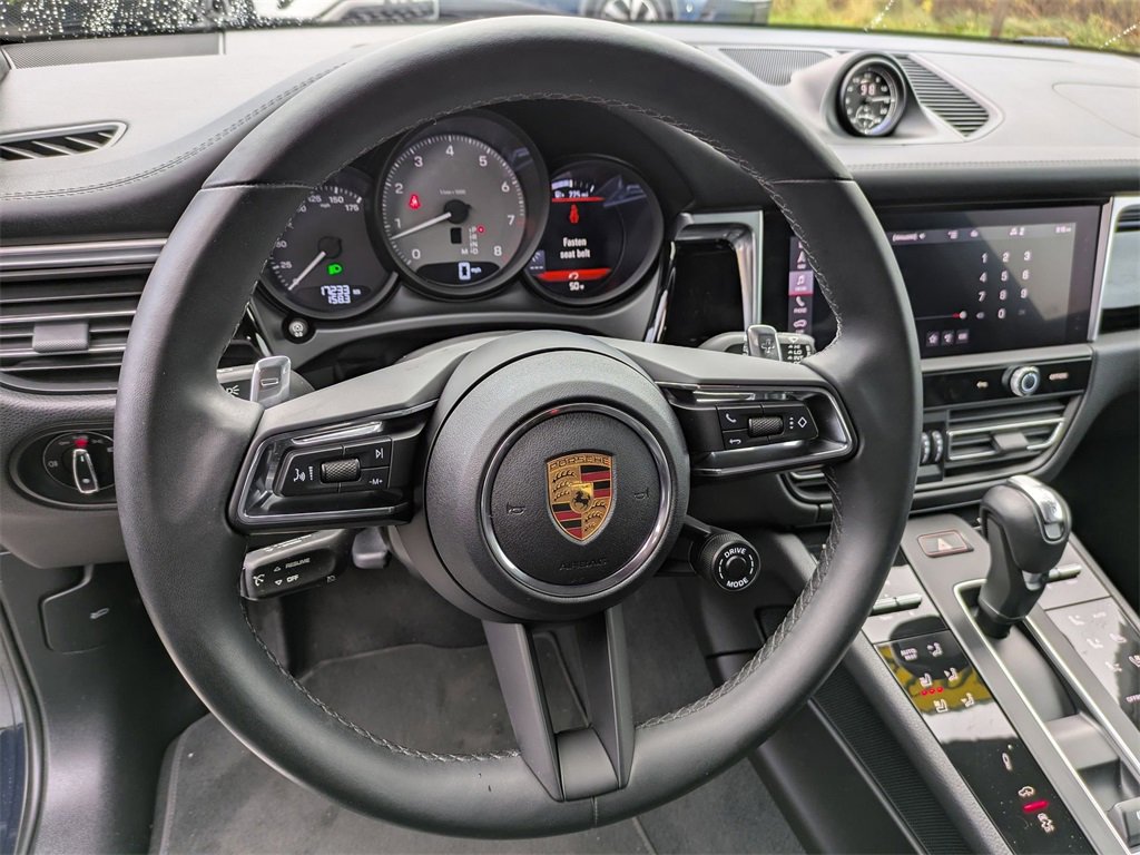 Used 2022 Porsche Macan S image 17