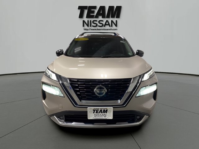 Used 2021 Nissan Rogue Platinum AWD/4WD image 2