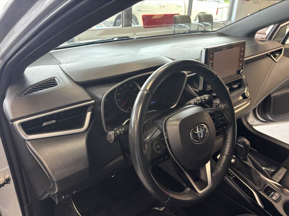 Used 2019 Toyota Corolla SE w/ Carpet Mat Package FWD image 14