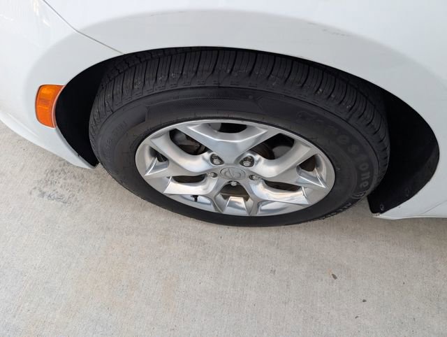 Used 2019 Chrysler Pacifica Limited FWD image 9