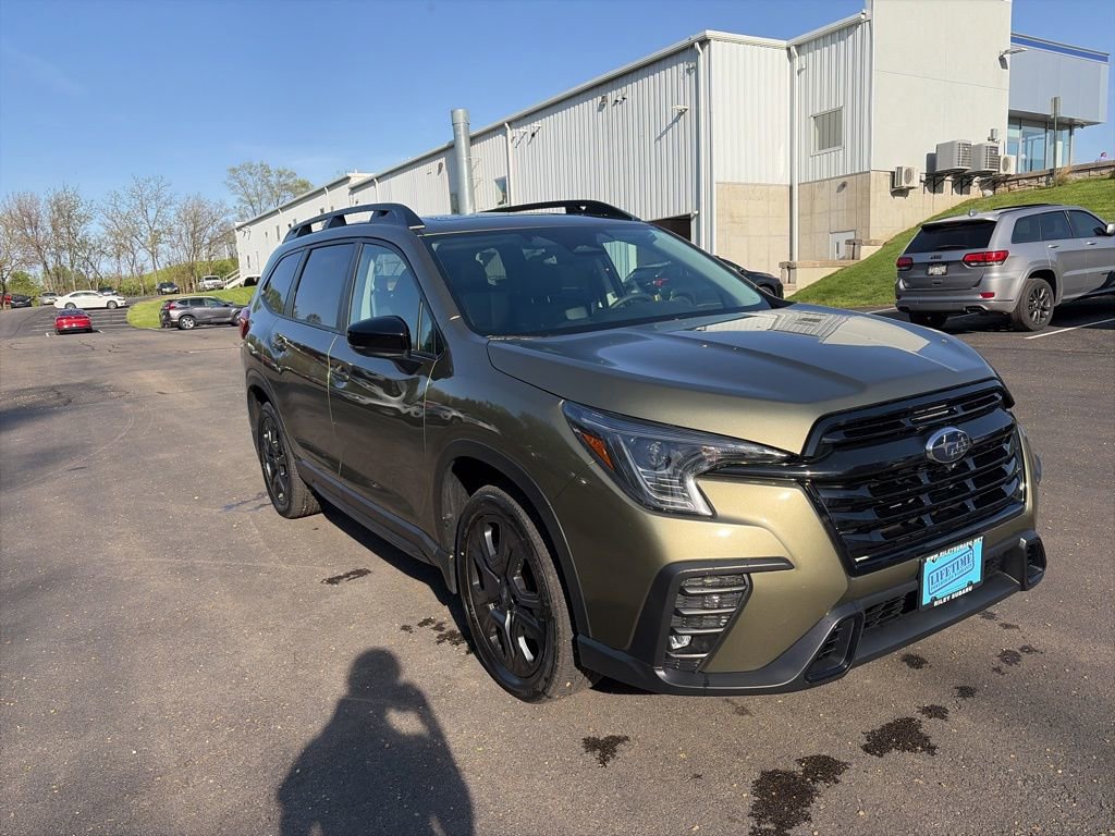 Certified 2026 Subaru Ascent Bronze Edition w/ Onyx Package AWD/4WD image 11