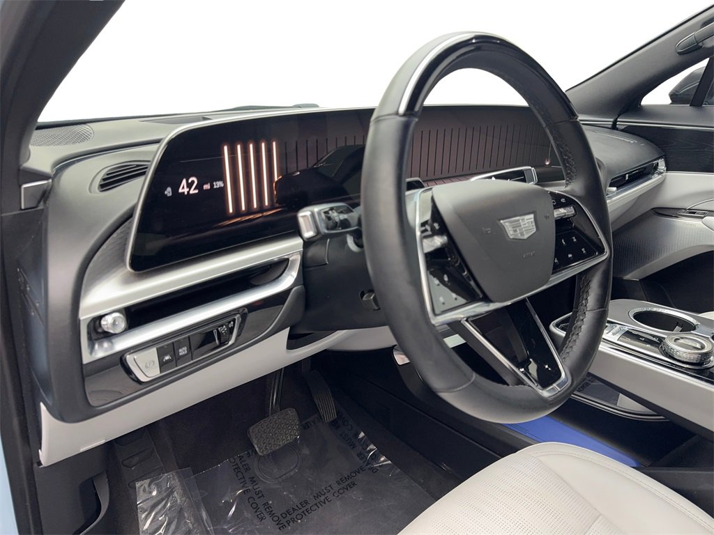 Used 2024 Cadillac Lyriq Luxury image 49