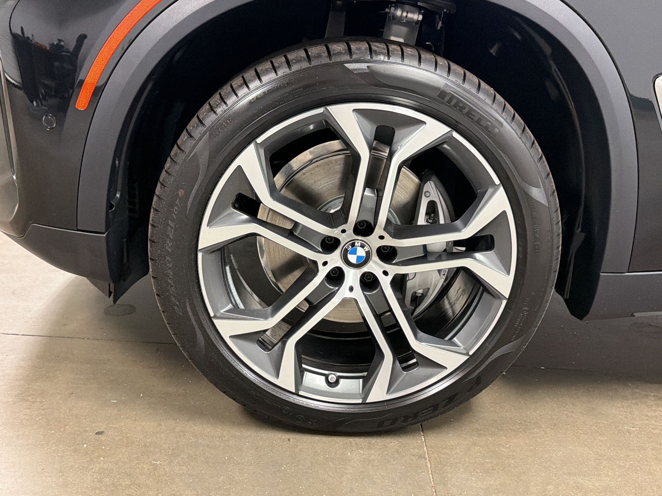New 2026 BMW X5 sDrive40i w/ Premium Package RWD image 12