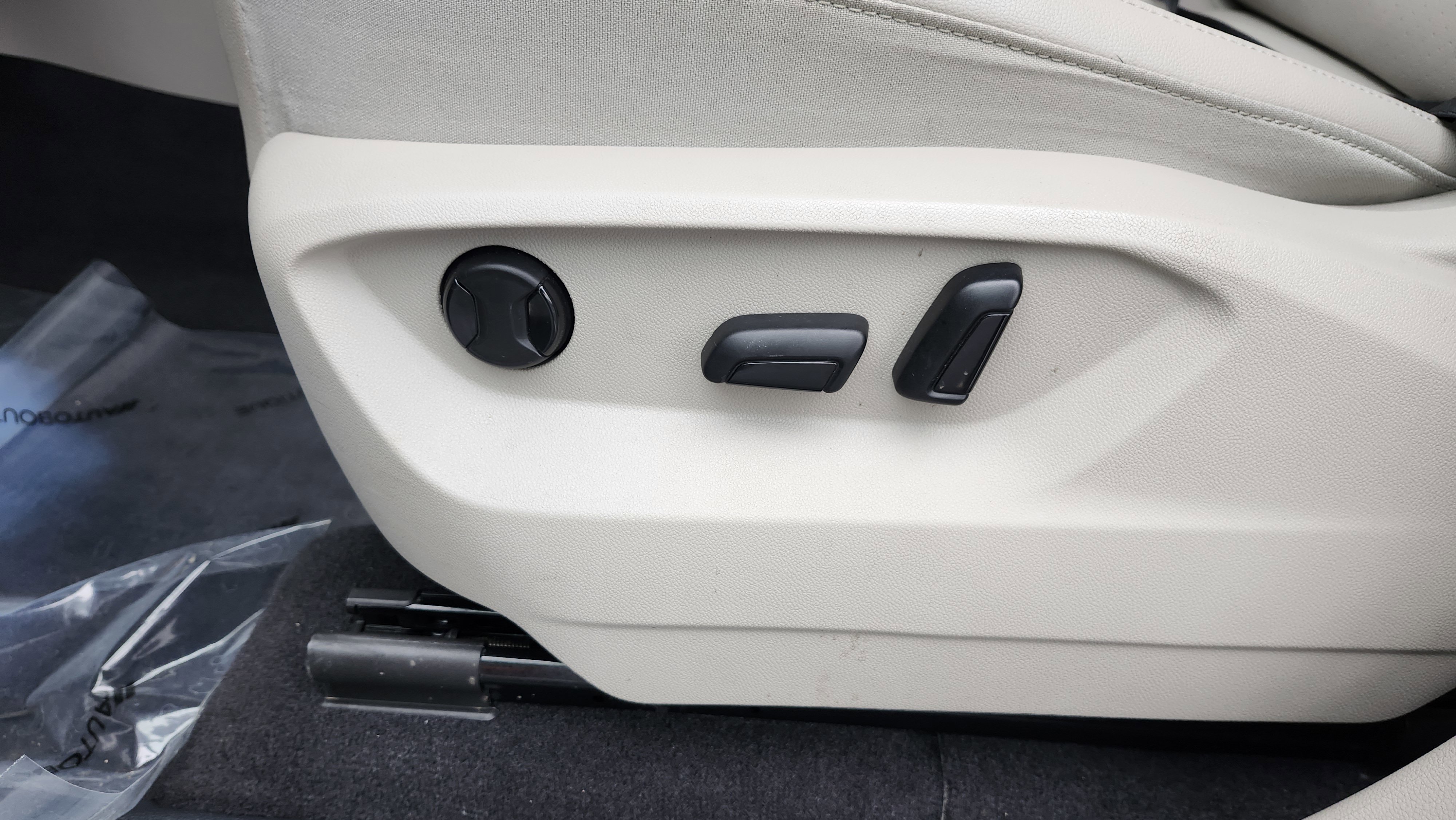 Used 2018 Volkswagen Atlas SE image 20