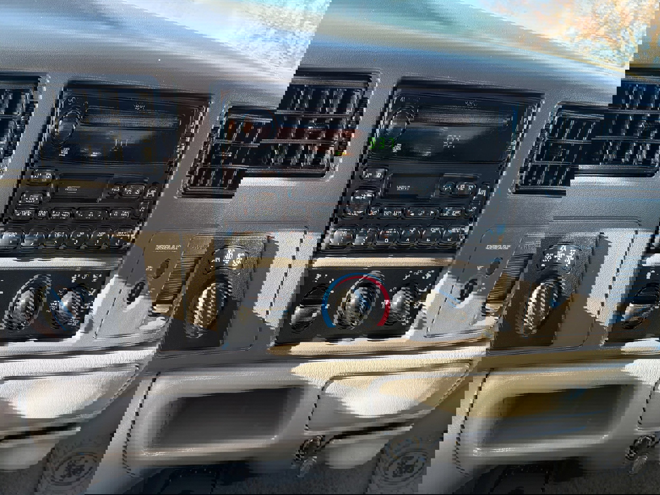 Used 1999 Ford F250 4x4 SuperCab Super Duty image 13