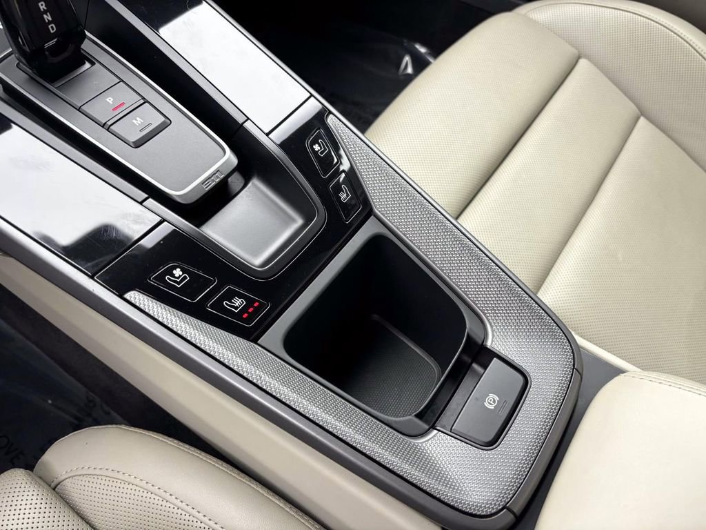 Certified 2022 Porsche 911 Carrera image 32
