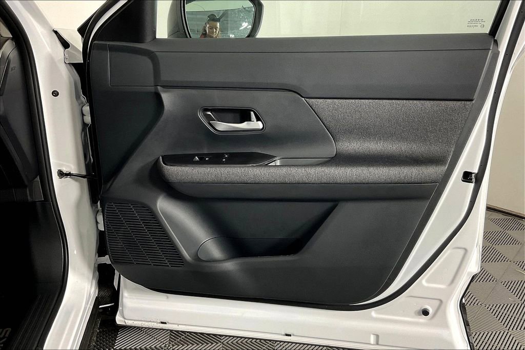 New 2026 Nissan Kicks SV image 24