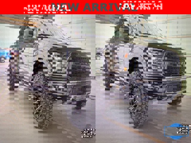 Used 2019 Ford F150 Raptor w/ Equipment Group 801A Mid image 12